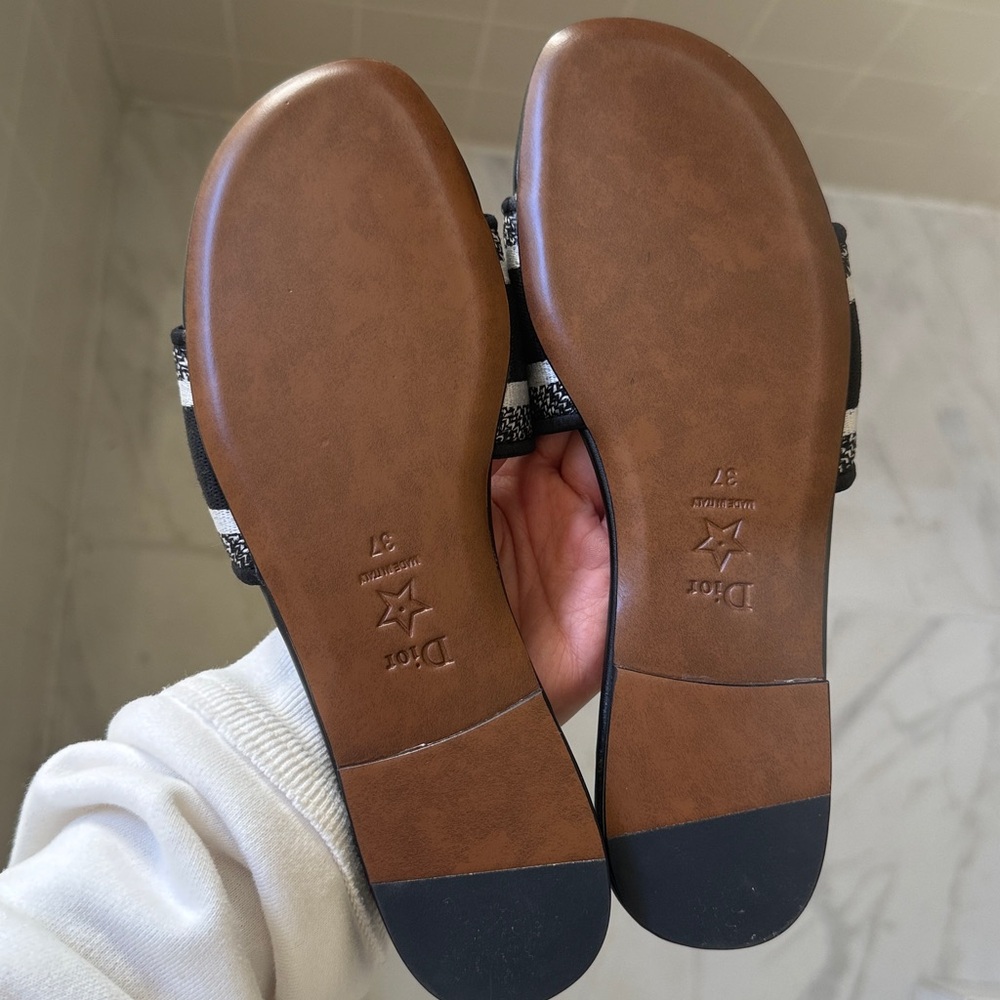 Dior Dway Slides - Picture 4 of 5